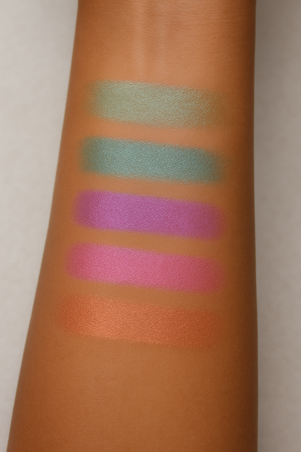 Mystic Meadows - 5 Color Eyeshadow Palette